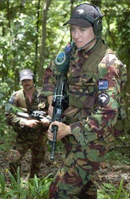 Army-riflemen.jpg