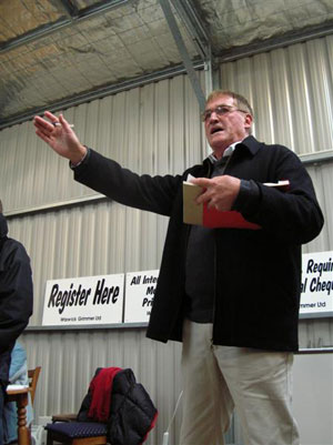 Licensed-Auctioneer2.jpg