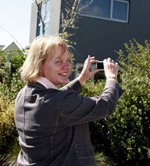 Property-Valuer2.jpg