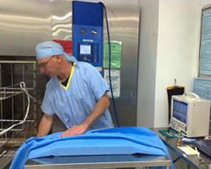 Sterilising-Technician2.jpg