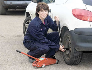 Tyre2.jpg Tyre2.jpg