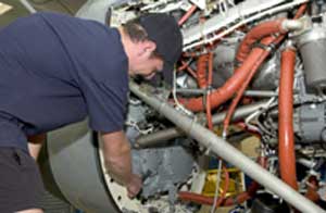 aircraft-mechanics2.jpg null