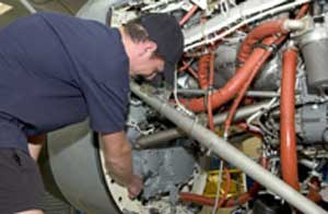 aircraft-mechanics2.jpg