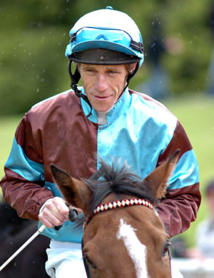 jockey.jpg jockey.jpg