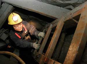 mining2.jpg mining2.jpg