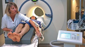 Medical-Radiation-Technologist2.jpg