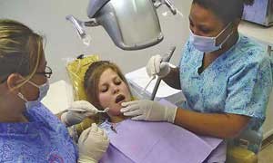 dental-assistant2.jpg