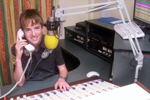 radio_broadcasting2.jpg